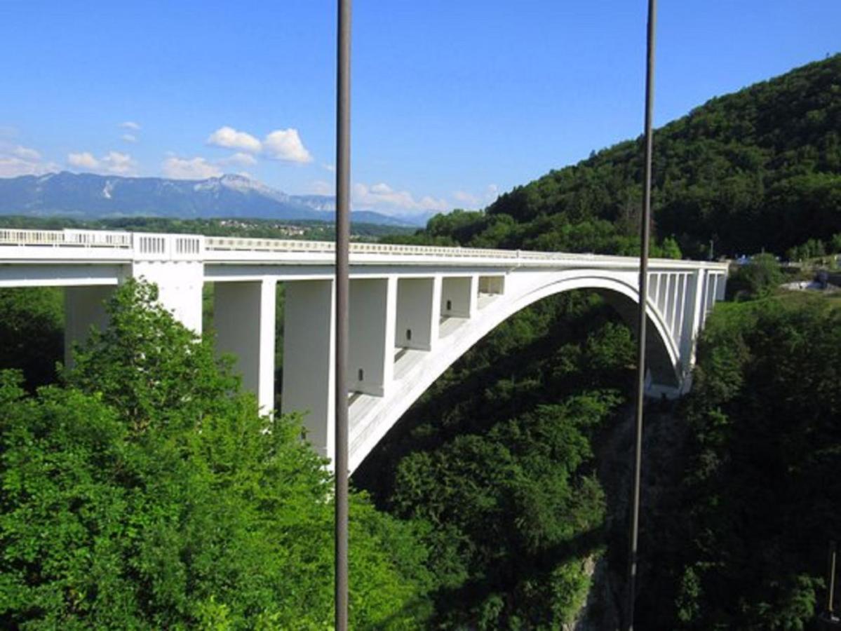 Le Dali Daire Cruseilles Dış mekan fotoğraf